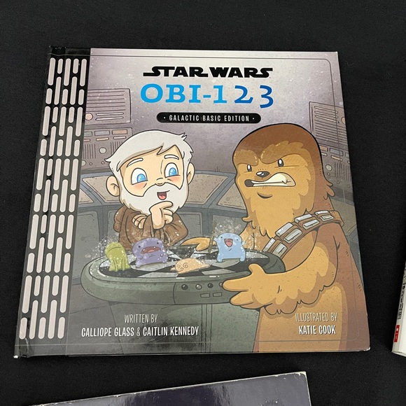 (4) Star Wars Books Bundle - Picture 2 of 11